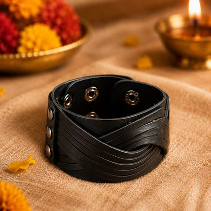 THE MEN THING Leather Bracelet The Perfect Rakhi Gift For Every Brother – TWISTBOUND BLACK - Premium Leather Bracelets With Timeless Style (8inch)