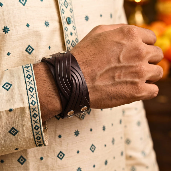 The Perfect Rakhi Gift For Every Brother – TWISTBOUND BROWN - Premium Leather Bracelets With Timeless Style (8inch)