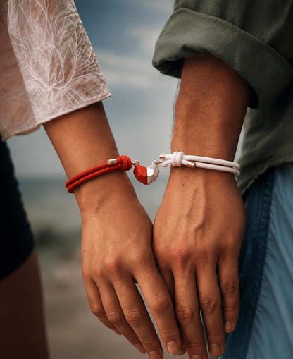 THE MEN THING Leather Bracelet TWIN HEART LINK - Bracelet with Heart Charm for Men and Women Adjustable Couples Rope Bracelet