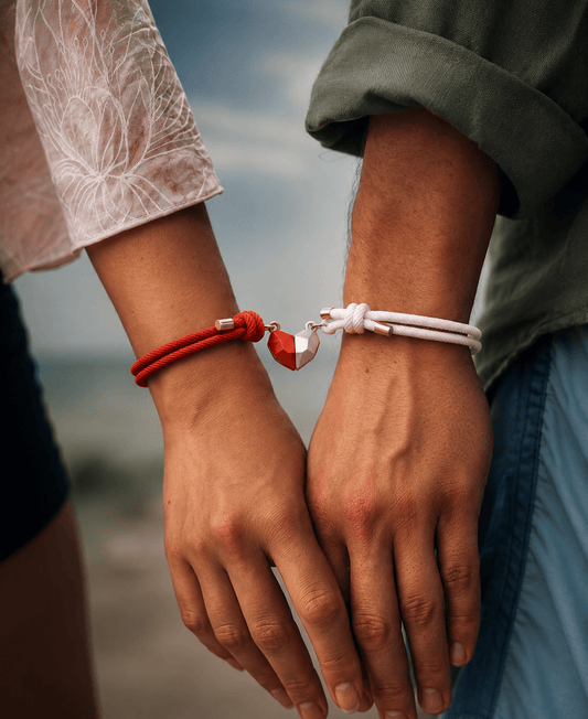 THE MEN THING Leather Bracelet TWIN HEART LINK - Bracelet with Heart Charm for Men and Women Adjustable Couples Rope Bracelet