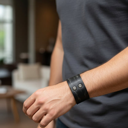 THE MEN THING Leather Bracelet URBAN GRIT - 40mm Genuine Leather Adjustable Bracelet for Men & Boys (9 inch)