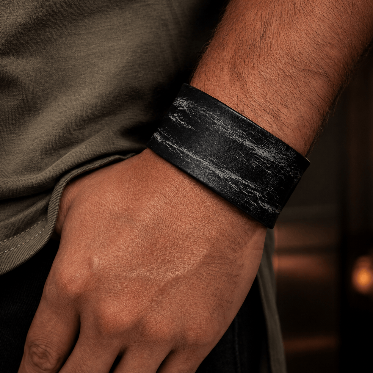 THE MEN THING Leather Bracelet URBAN GRIT - 40mm Genuine Leather Adjustable Bracelet for Men & Boys (9 inch)