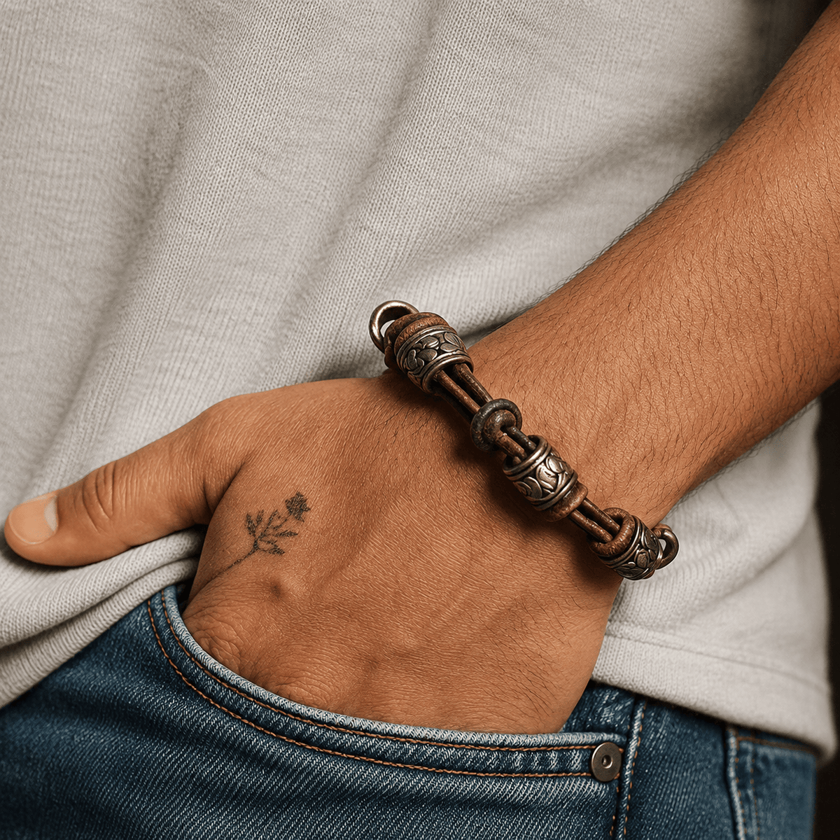 THE MEN THING Leather Bracelet VINTAGE NOVA - Genuine Leather Braided Bracelet with Lobster Clasp for Men & Boys (8 inch)