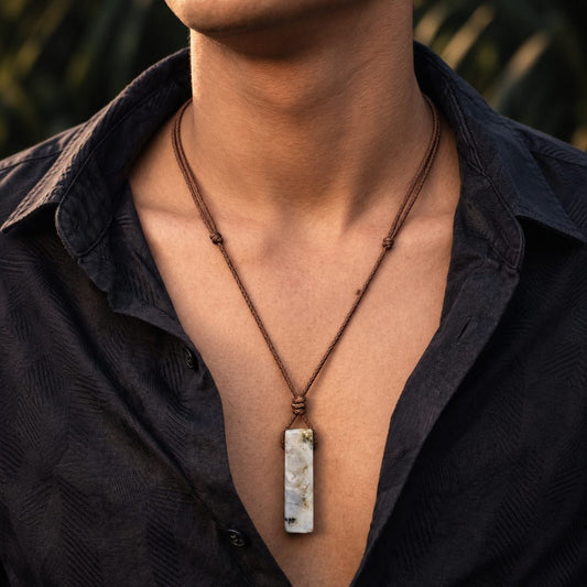 THE MEN THING Leather Necklace ELARIC LABRADORITE - Natural Crystal Unshaped Pendant with Adjustable Rope Chain for Men and Boys