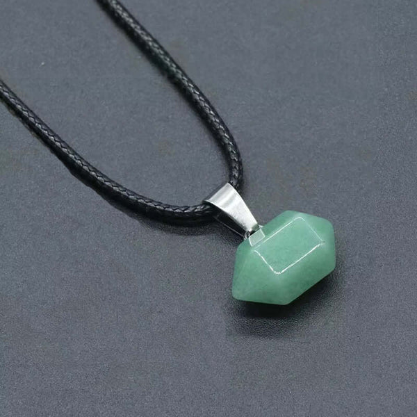 బ్లాక్ టూర్మలైన్ - పురుషులు & అబ్బాయిల కోసం 19 అంగుళాల లెదర్ రోప్ చైన్‌తో సహజ క్రిస్టల్ లాకెట్టు