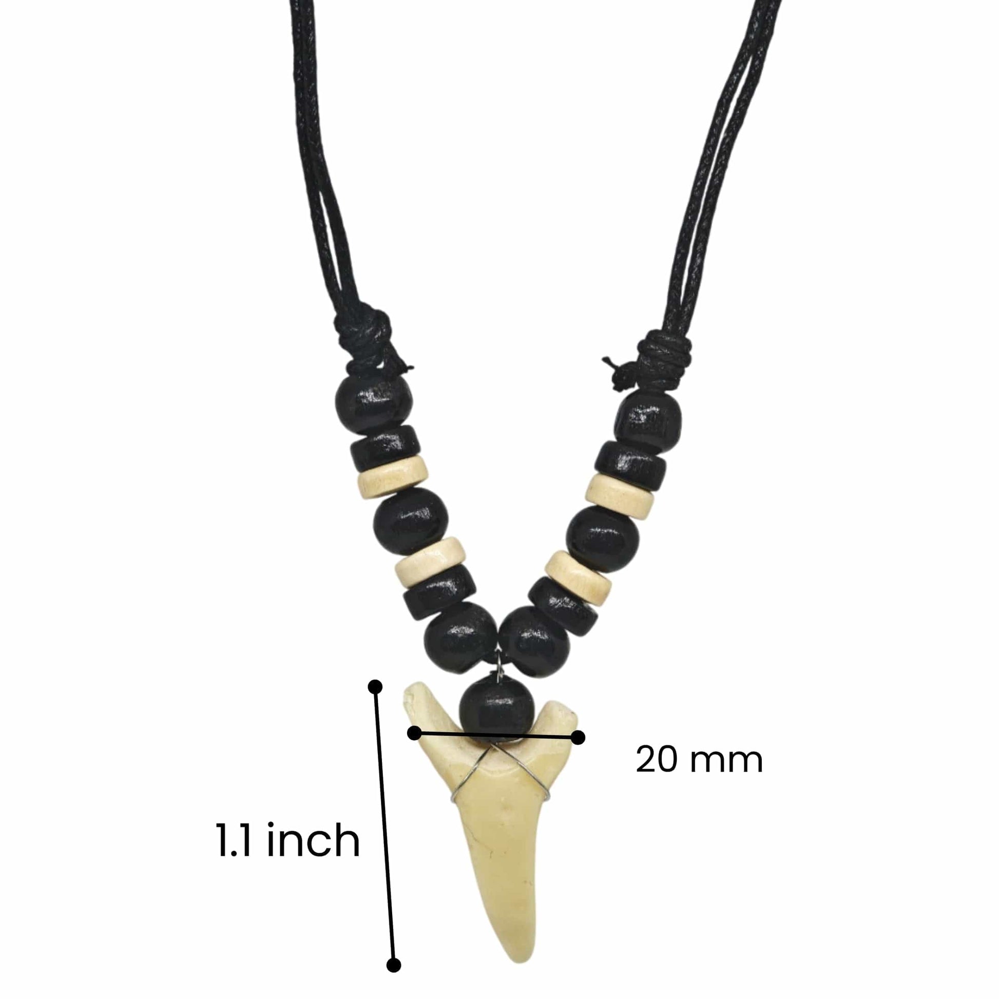 THE MEN THING Leather Necklace HUNTER TOOTH -  20mm Pendant with Adjustable Pure Leather Cord Necklace for Men & Boys