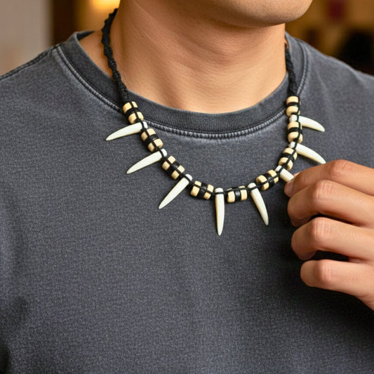THE MEN THING Leather Necklace TRIBAL FANG WARRIOR – 1-Inch Natural Crystal Pendant with 20-Inch Leather Rope for Men & Boys