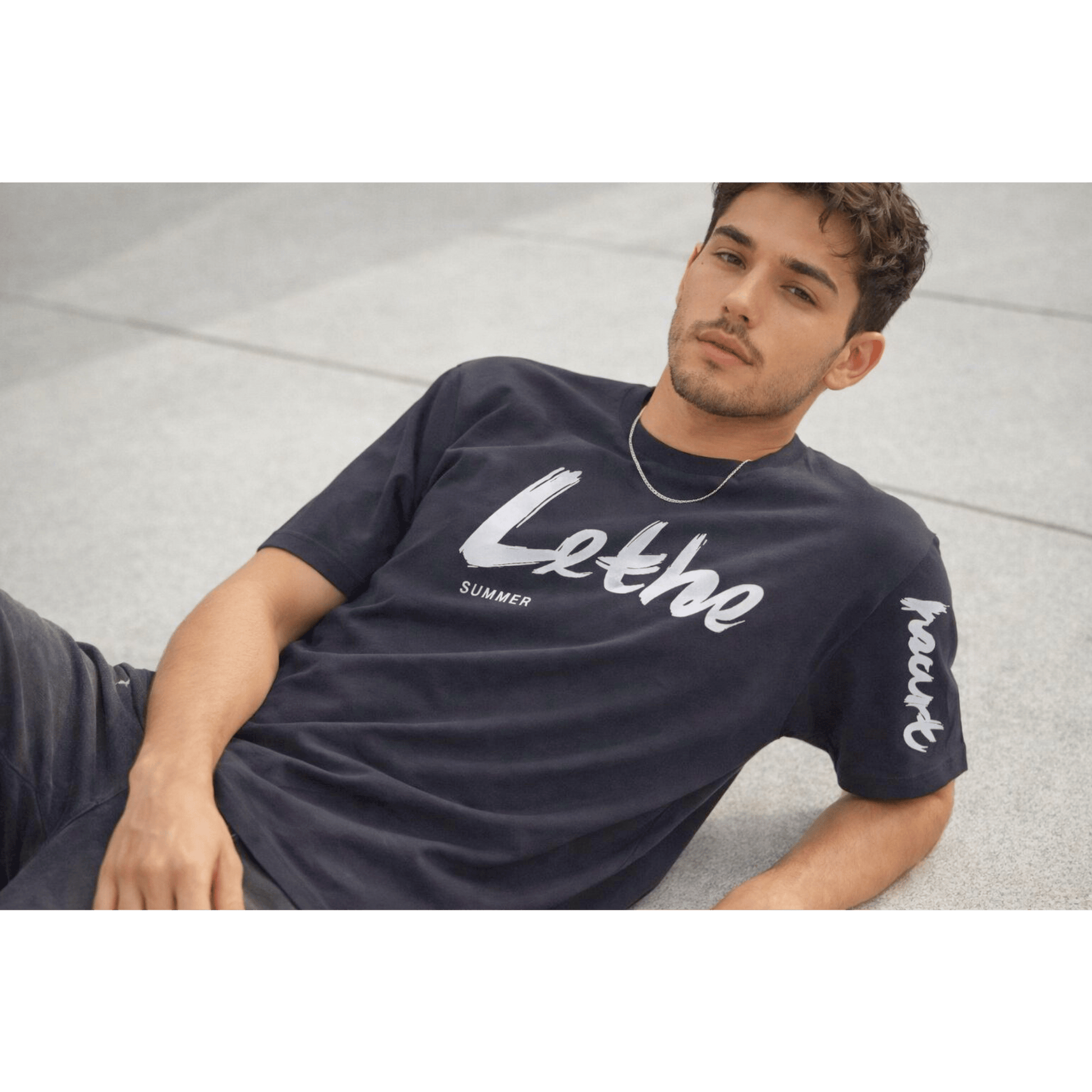 THE MEN THING Lethe Summer T-Shirt – Black