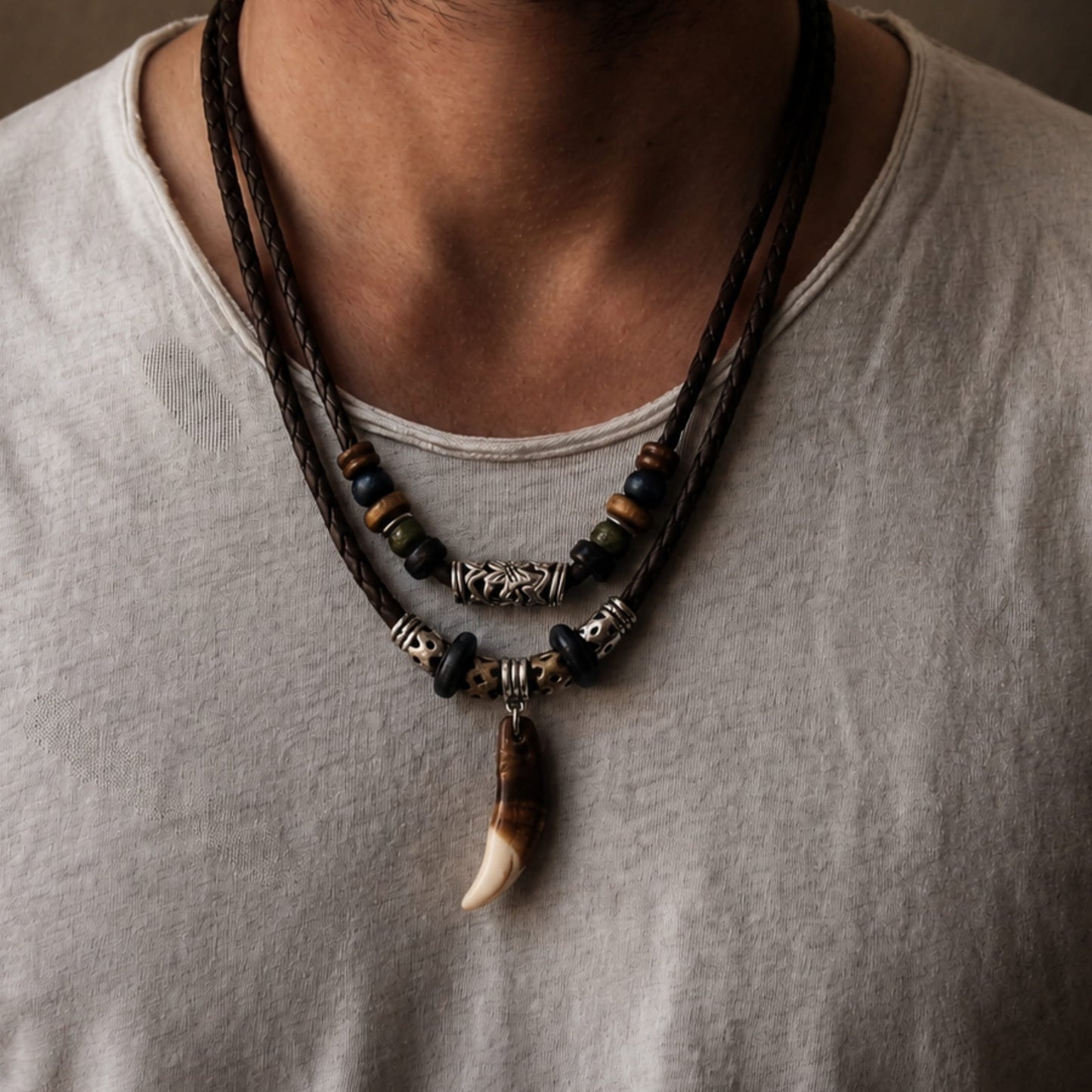 THE MEN THING Pearl / Bead Necklace BOHEMIAN WOLF TOOTH - Wolf Tooth Pendant with Beaded Multilayer Adjustable Rope Necklace for Men and Boys