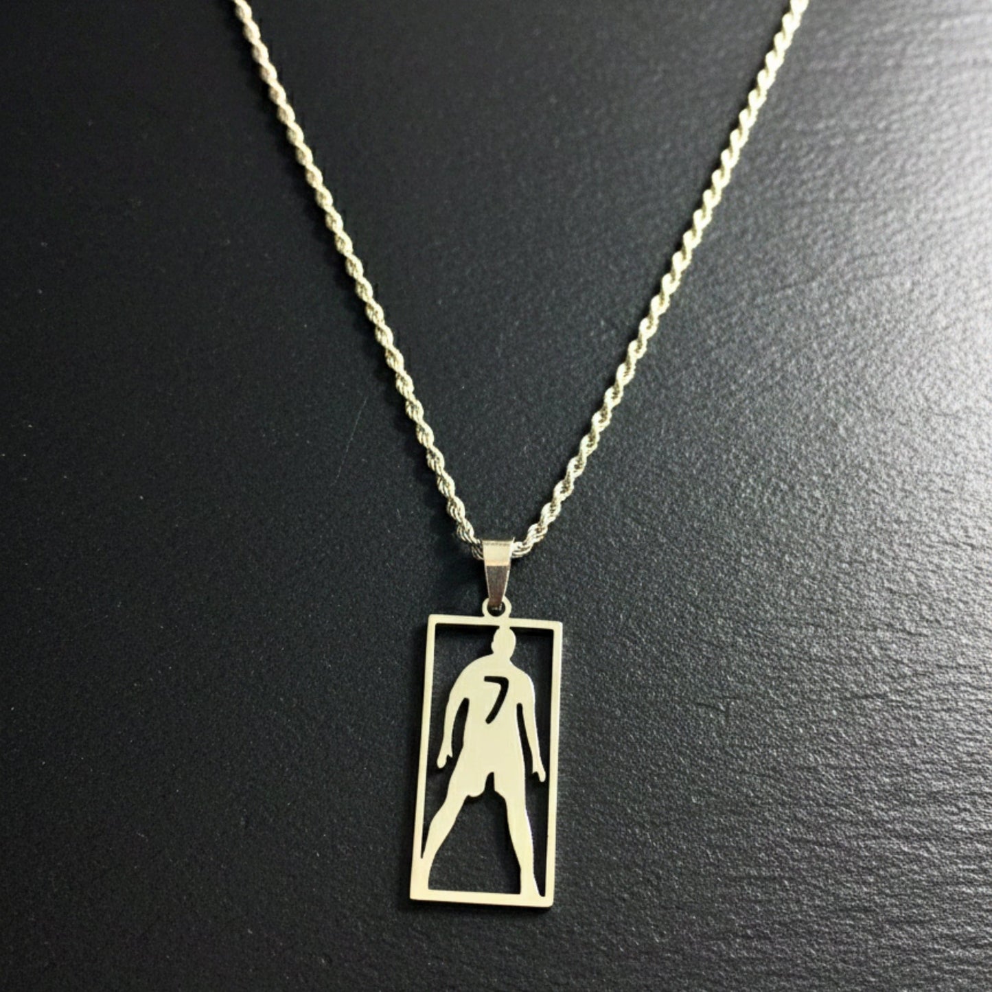 THE MEN THING Pearl / Bead Necklace CR7 TRIBUTE FRAME - 16mm Titanium Steel Pendant with 20inch 4mm Twisted Rope Chain for Men & Boys