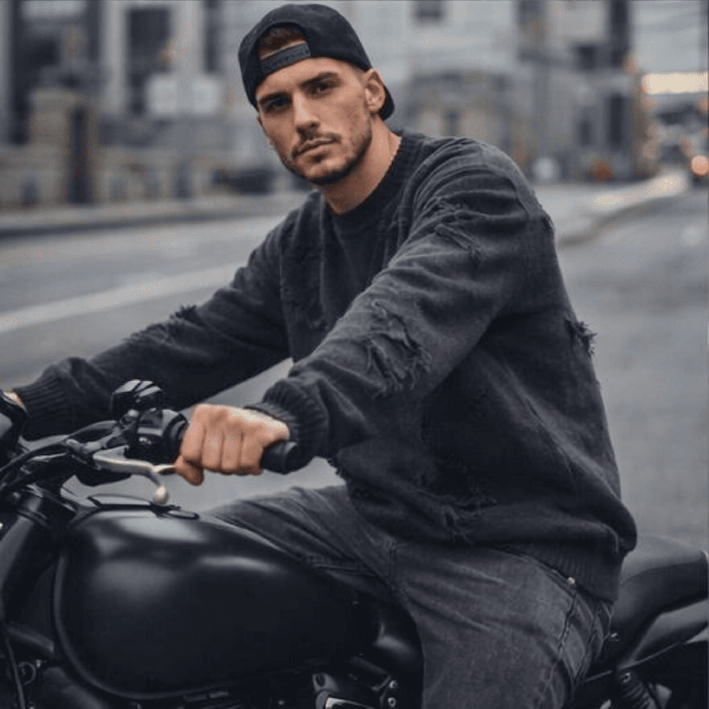 THE MEN THING RAVAGED KNIT Distressed Oversized Sweatshirt - Black