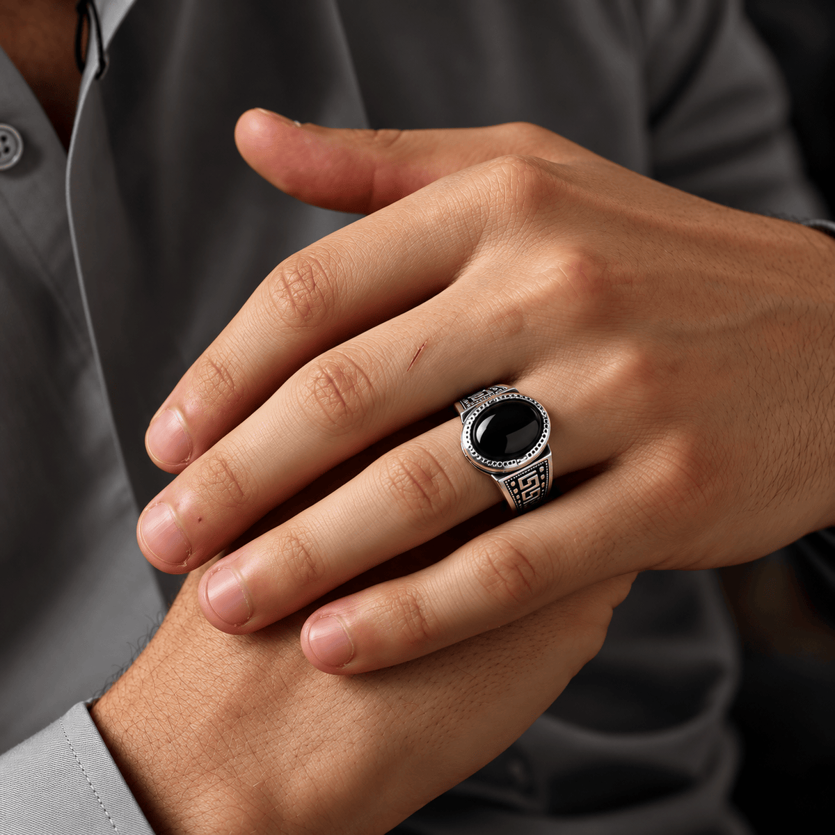 THE MEN THING Rings 17 Royal Series - BLACK PYRE SIGNET RING - Pure Stainless Steel Men’s Steel-Plated Ring – Statement Luxury Jewelry (Size : -17-19-21-24-27)