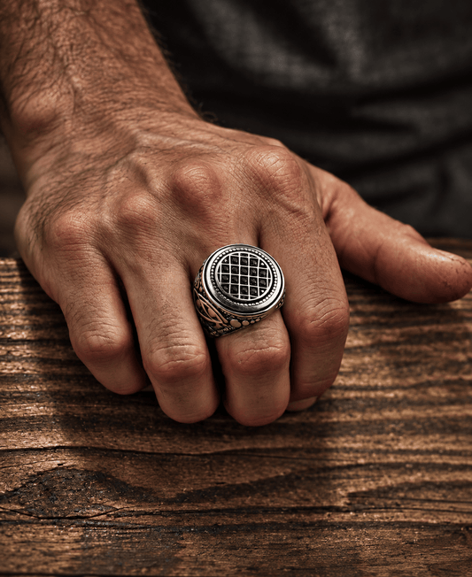 THE MEN THING Rings 17 Royal Series - TEMPLE OF SHADOWS RING - Pure Stainless Steel Men’s Steel-Plated Black Ring – Statement Luxury Jewelry (Size : 17-19-21)