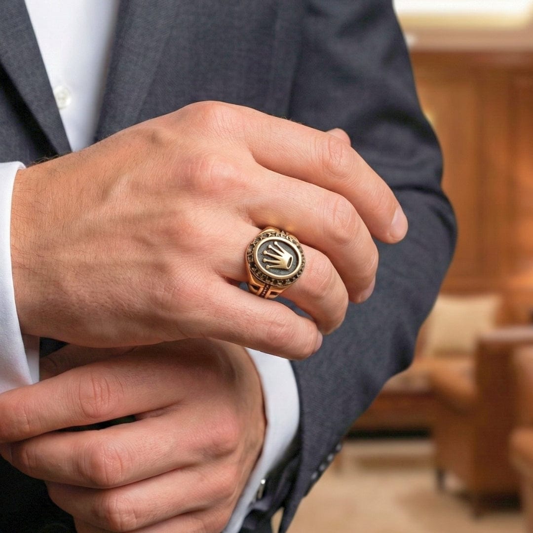 THE MEN THING Rings 19 Royal Series - CROWN CREST RING - Pure Stainless Steel Men’s Rose Gold-Plated Ring – Statement Luxury Jewelry (Size : 19-22-24)