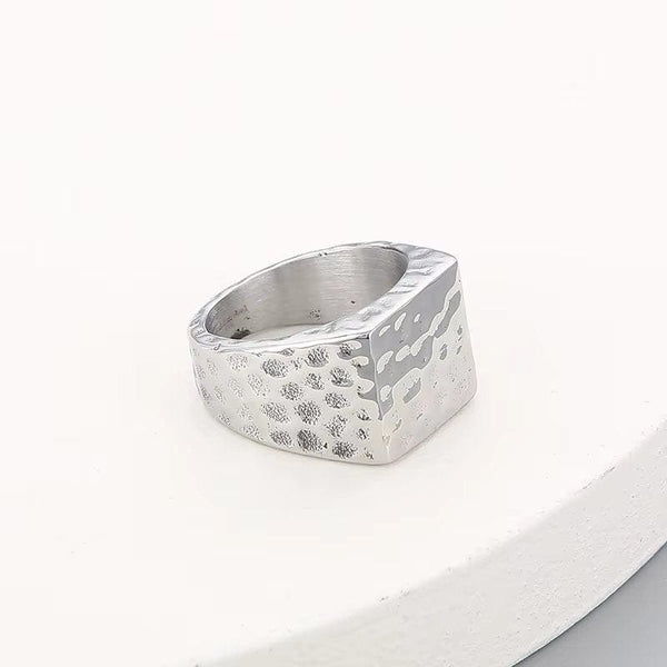 BATTLEBORN SILVER HAMMERED RING - Silver Steel Ring - Pure Titanium Steel Ring for Men Size - 21