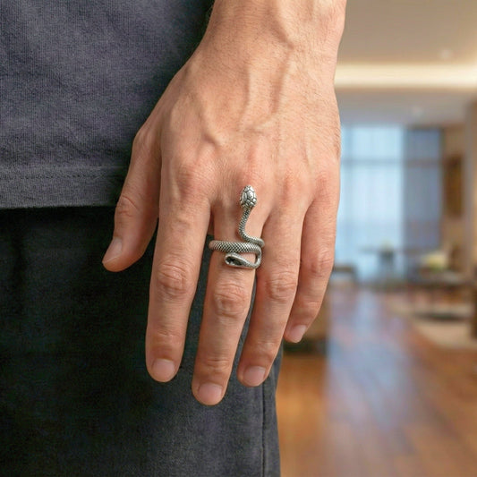 THE MEN THING Rings COBRA-STRIKE - Alloy Adjustable Vintage Silver Tone Snake Ring for Men & Boys