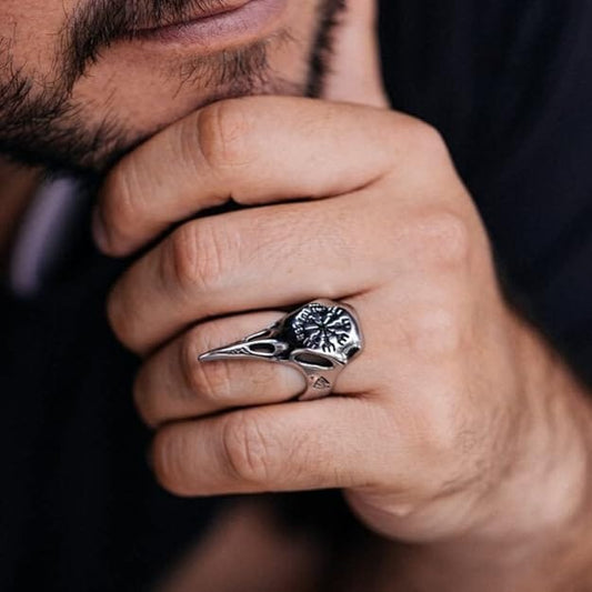 THE MEN THING Rings CROW SKULL VIKING - Titanium Steel Ring with Black Stone - Size, 17-21- 24)