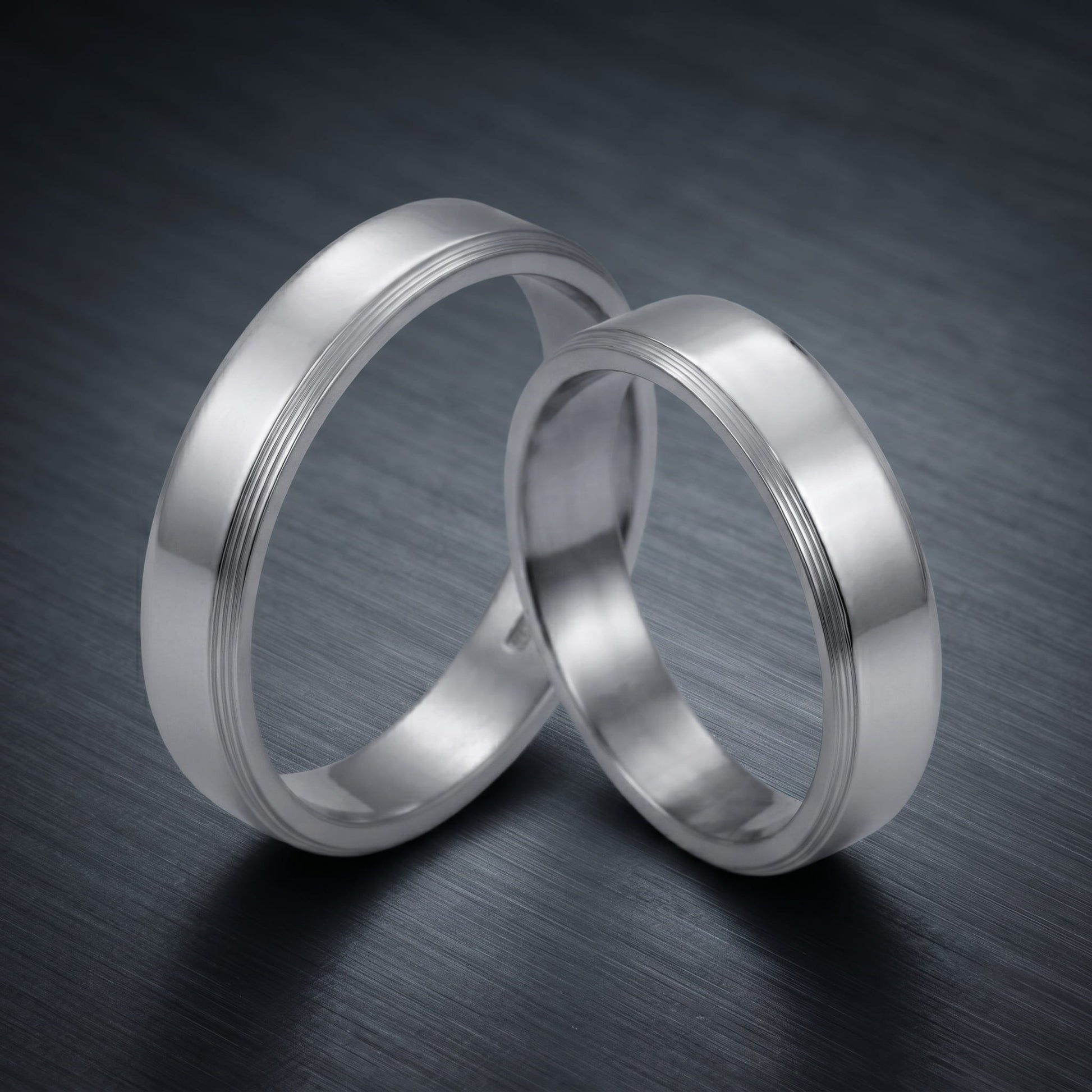 THE MEN THING Rings LOOP OF LOVE – Pure Titanium Steel Couple Rings for Men & Women