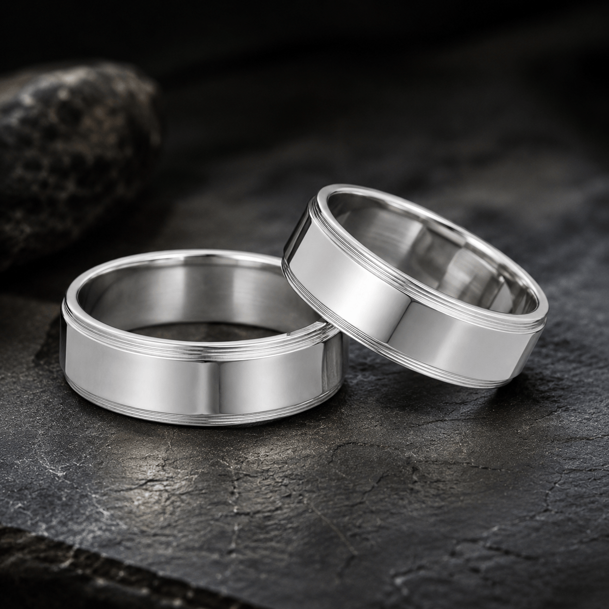 THE MEN THING Rings LOOP OF LOVE – Pure Titanium Steel Couple Rings for Men & Women