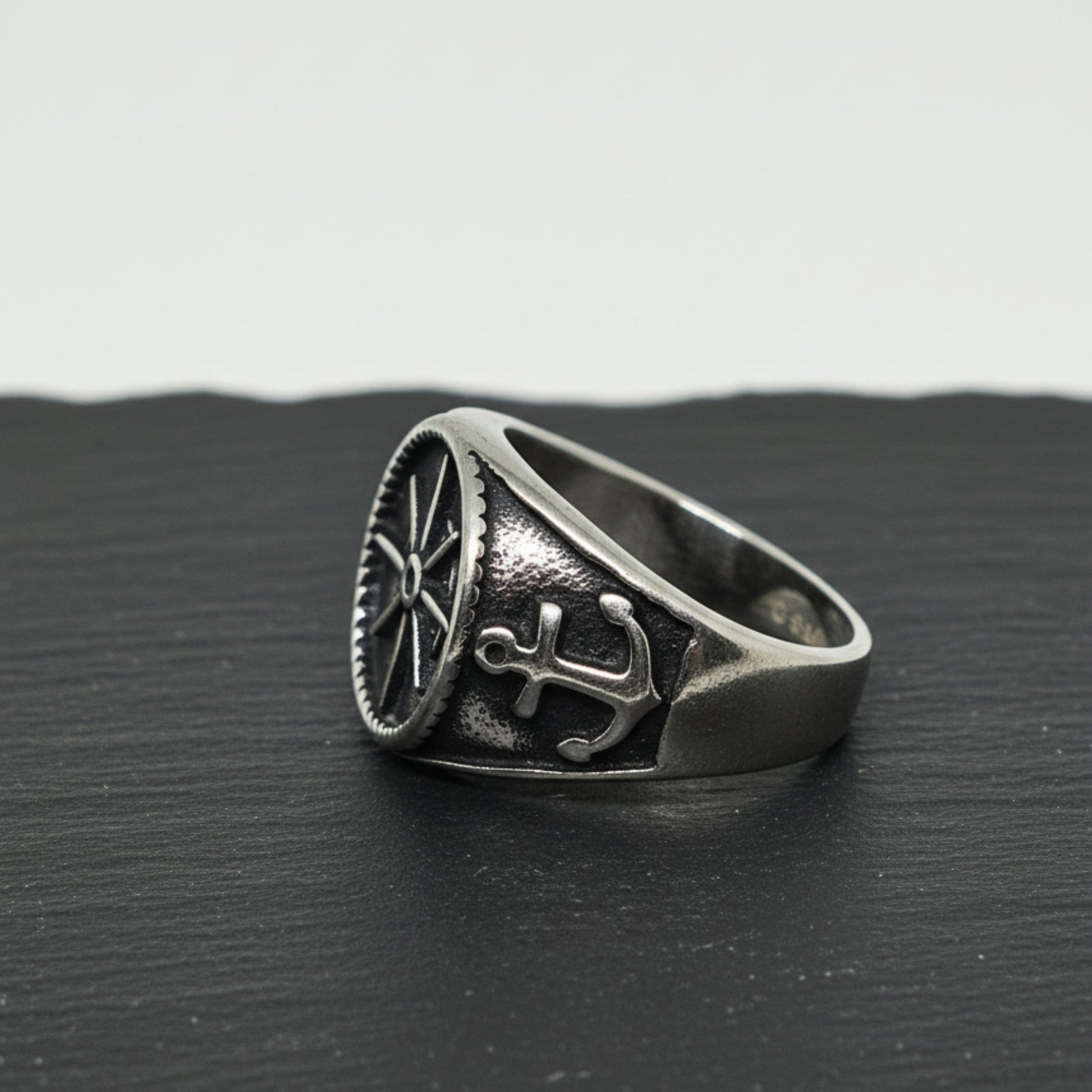 THE MEN THING Rings Royal Series - ANCHOR NORTH RING - Pure Stainless Steel Men’s Steel-Plated Ring – Statement Luxury Jewelry (Size : 19-22-24-28-30)