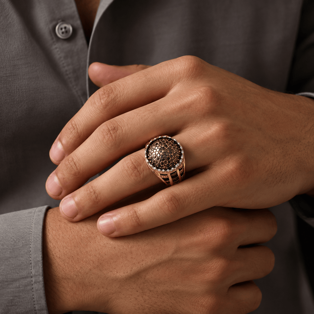 THE MEN THING Rings Royal Series - GOLD SPARK RING - Pure Stainless Steel Men’s Gold-Plated Ring – Statement Luxury Jewelry (Size : 18-22-27)