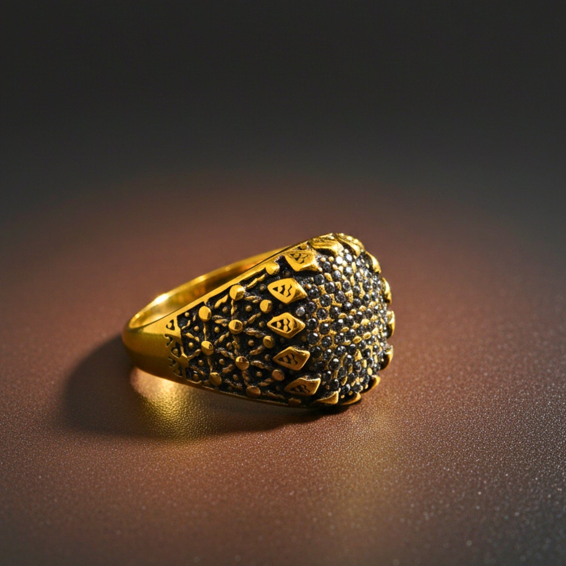 THE MEN THING Rings Royal Series - GOLDEN HIVE RING - Pure Stainless Steel Men’s Gold-Plated Ring – Statement Luxury Jewelry (Size : 17-21-22-26-27)