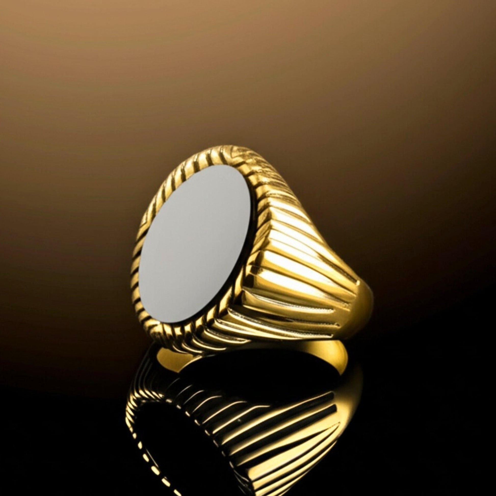 THE MEN THING Rings Royal Series - GOLDEN OBELISK RING - Pure Stainless Steel Men’s Gold-Plated Ring – Statement Luxury Jewelry (Size : 17-22-27)