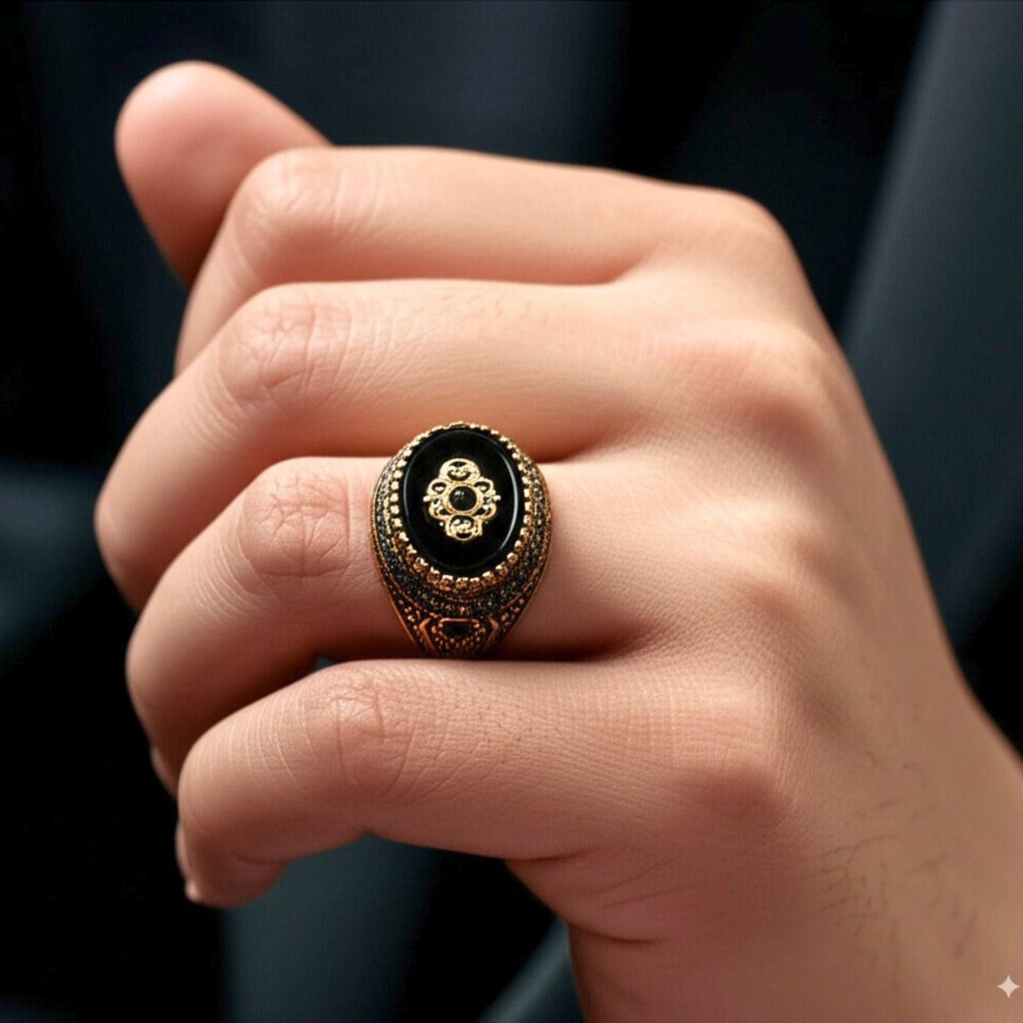 THE MEN THING Rings Royal Series - MAJESTIC ONYX RING - Pure Stainless Steel Men’s Gold-Plated Ring – Statement Luxury Jewelry (Size : 17-22-28)