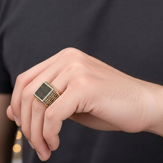 THE MEN THING Rings Royal Series - MAZE KING RING - Pure Stainless Steel Men’s Gold-Plated Ring – Statement Luxury Jewelry (Size : 20-24-26)