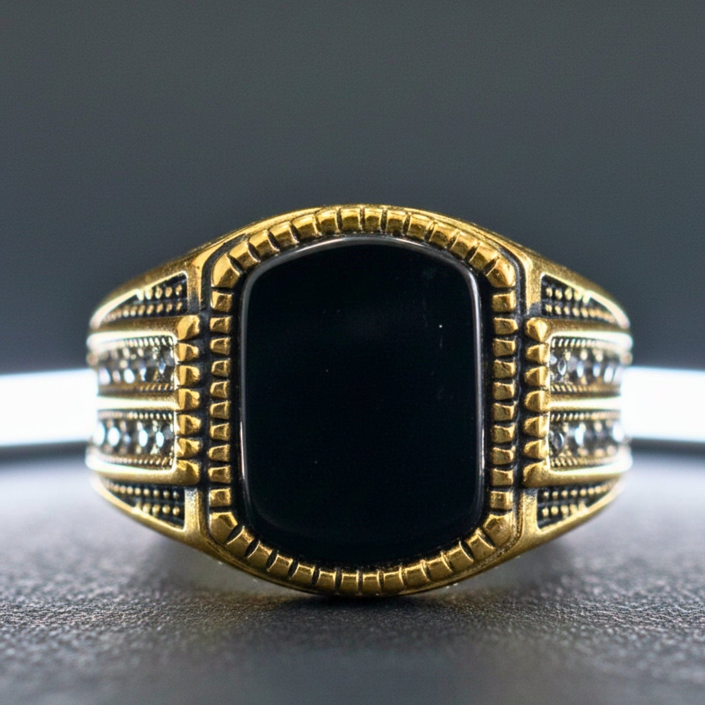 THE MEN THING Rings Royal Series - Obsidian Sovereign Signet Ring - Pure Stainless Steel Men’s Gold-Plated Ring – Statement Luxury Jewelry (Size : 16-19-22-26)