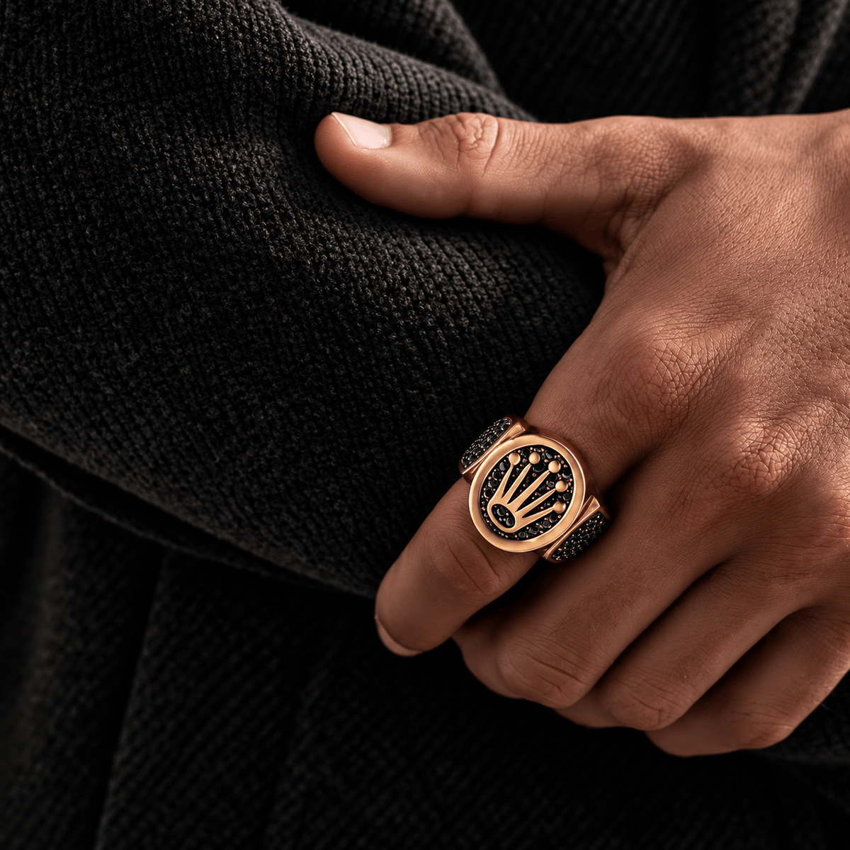 THE MEN THING Rings Royal Series - ROYAL CROWN GOLD - Pure Stainless Steel Men’s Gold-Plated Ring – Statement Luxury Jewelry (Size : 19-21-24)