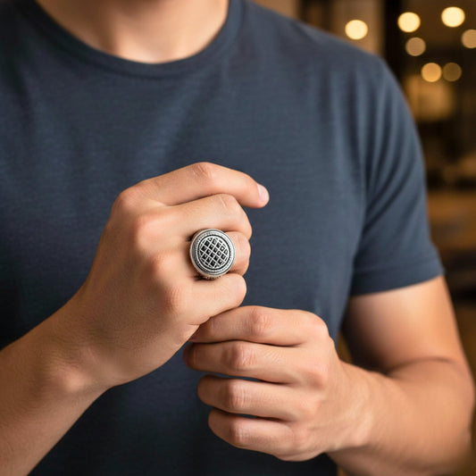 THE MEN THING Rings Royal Series - TEMPLE OF SHADOWS RING - Pure Stainless Steel Men’s Steel-Plated Black Ring – Statement Luxury Jewelry (Size : 17-19-21)