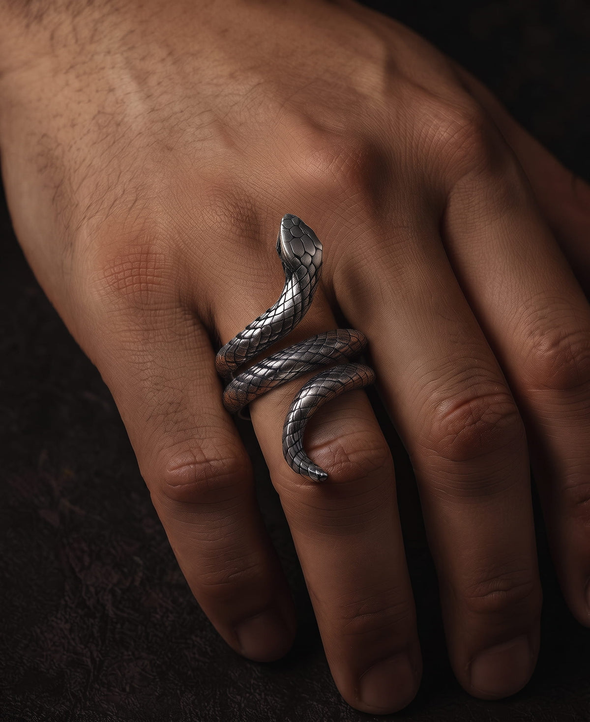 THE MEN THING Rings SERPENTINE  Titanium Steel Ring for Men and Boys (Size-21)