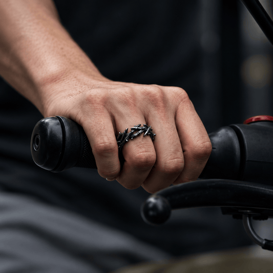THE MEN THING Rings SHADOW THORN CROWN - Pure Stainless Steel Men’s Steel - Plated Ring (Size : 23)