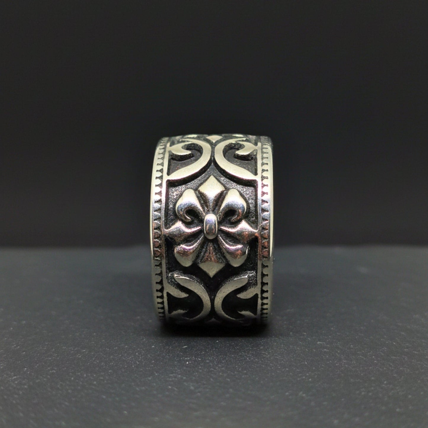 THE MEN THING Rings THE MEN THING Royal Series - IMPERIAL FLEUR RING - Pure Stainless Steel Men’s Steel-Plated Ring – Statement Luxury Jewelry (Size :18-22-24-25-28-31)