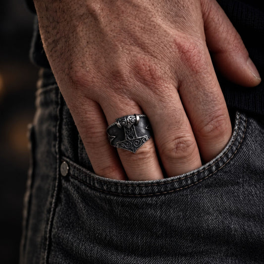 THE MEN THING Rings Thor's Hammer Titanium Steel Ring for Men and Boys (Size-21)
