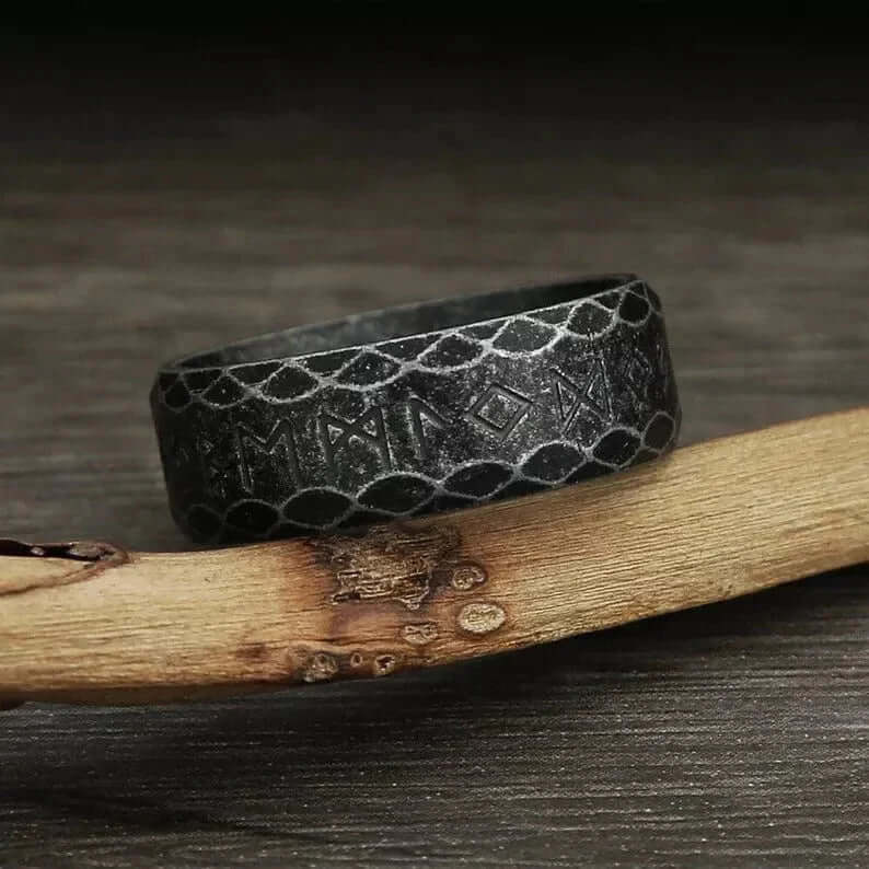 THE MEN THING Rings VIKING NORSE AMULET - Black Oxy Ring - Pure Titanium Steel Ring for Men (Size, 17-21- 24)
