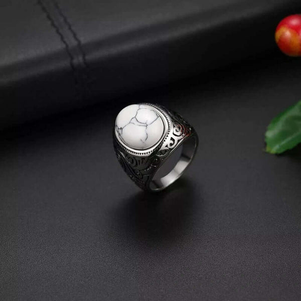 వైట్ విష్పర్ - వైట్ స్టోన్‌తో టైటానియం స్టీల్ పాతకాలపు రింగ్ (పరిమాణం, 17-21-24)