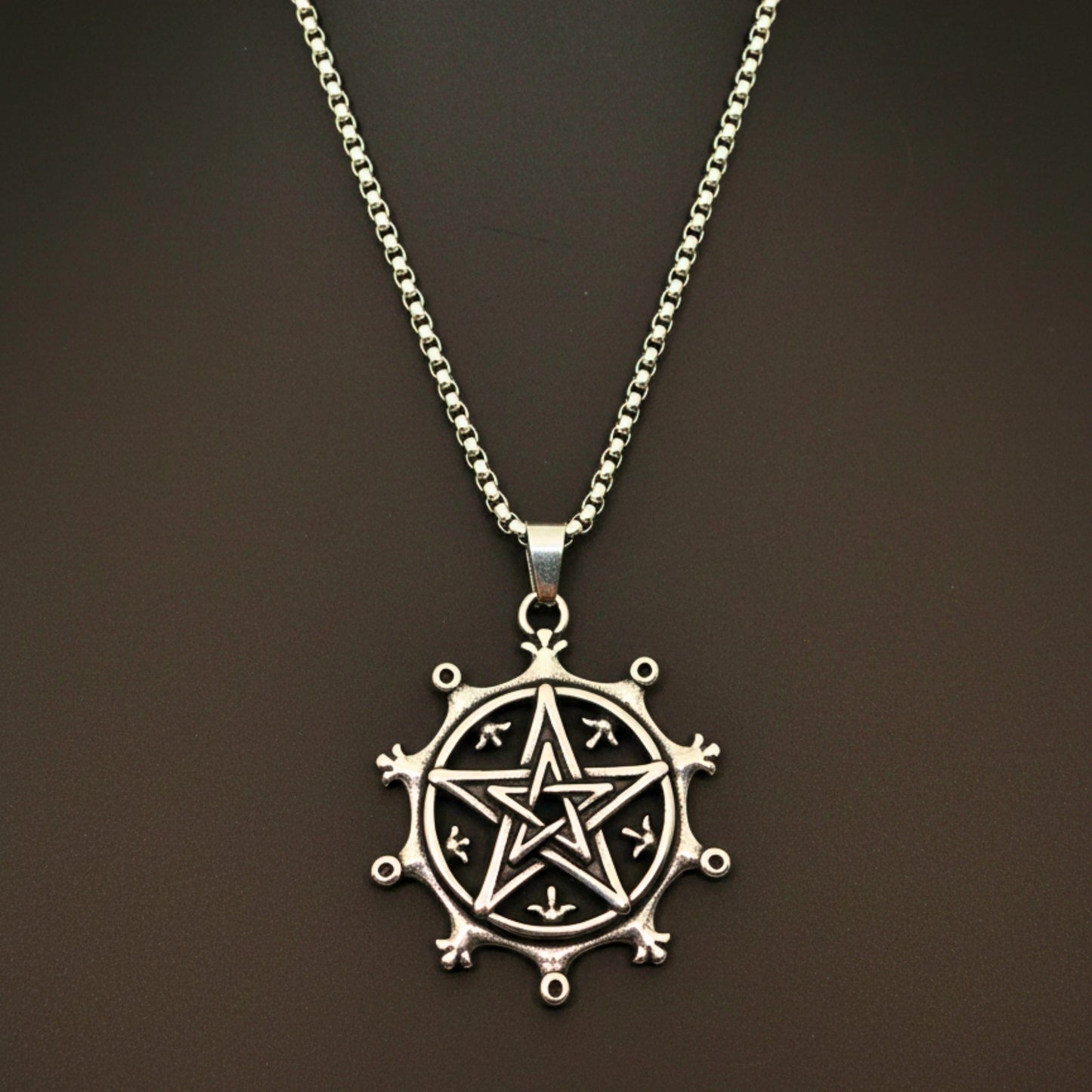 THE MEN THING SS Pendant/ Necklace AEGON STAR - 35mm Titanium Steel Pendant with 24inch Round Box 4mm Chain for Men & Boys