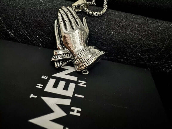 అప్ప్లాడ్ - స్టెయిన్‌లెస్ స్టీల్ 24 అంగుళాల రౌండ్ బాక్స్ చైన్‌తో అల్లాయ్ లాకెట్టు, పురుషులు & అబ్బాయిల కోసం మిలన్ ట్రెండింగ్ స్టైల్