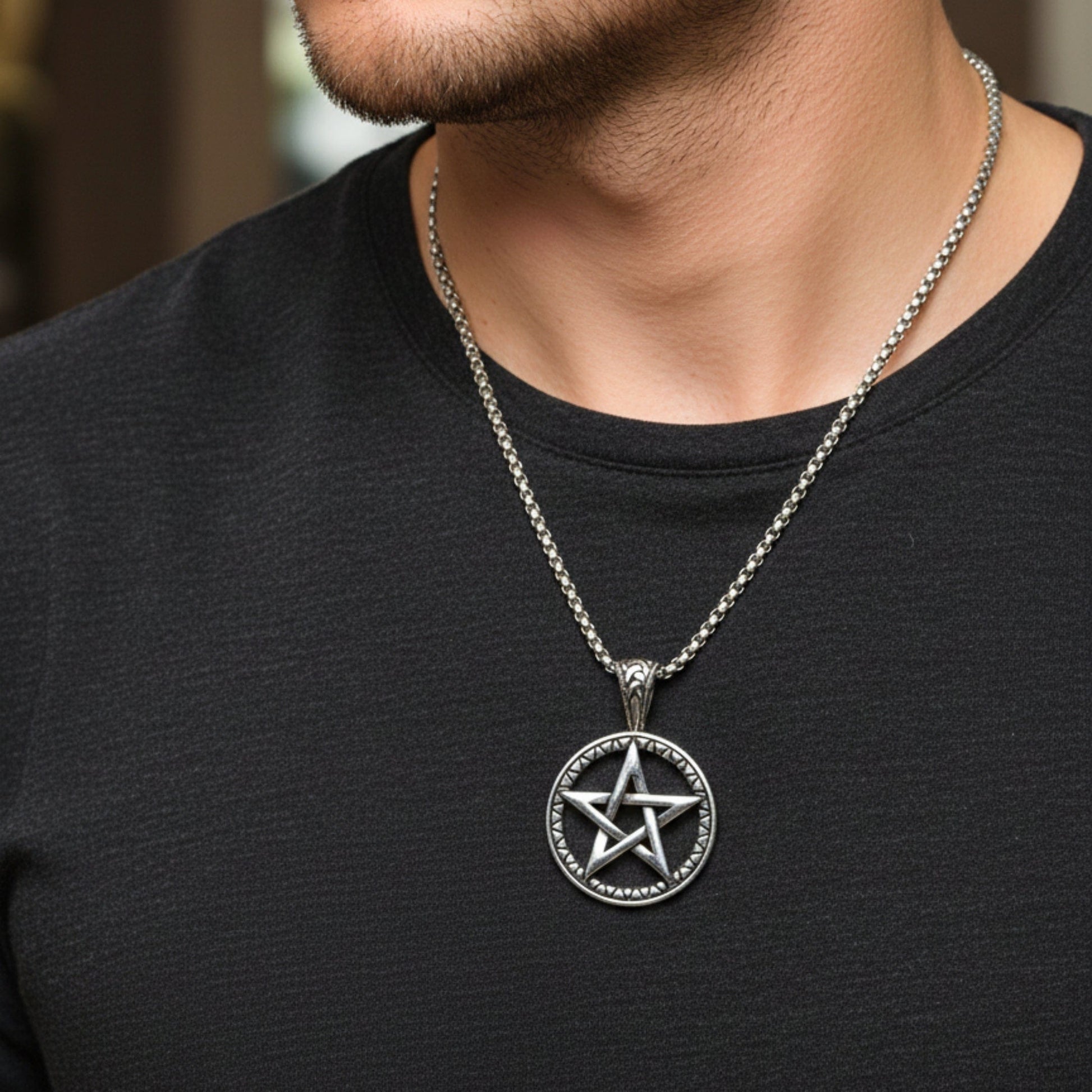 THE MEN THING SS Pendant/ Necklace ARCANE STAR - 34mm Titanium Steel Pendant with 24inch Round Box 4mm Chain for Men & Boys