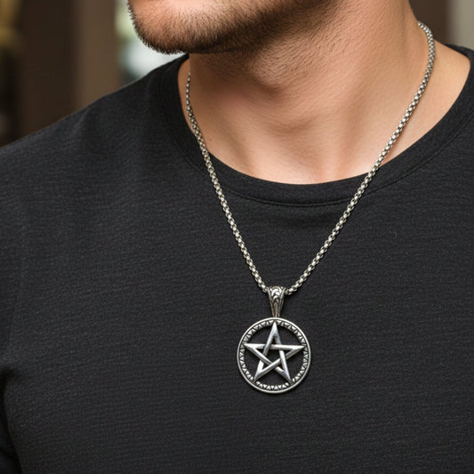 THE MEN THING SS Pendant/ Necklace ARCANE STAR - 34mm Titanium Steel Pendant with 24inch Round Box 4mm Chain for Men & Boys