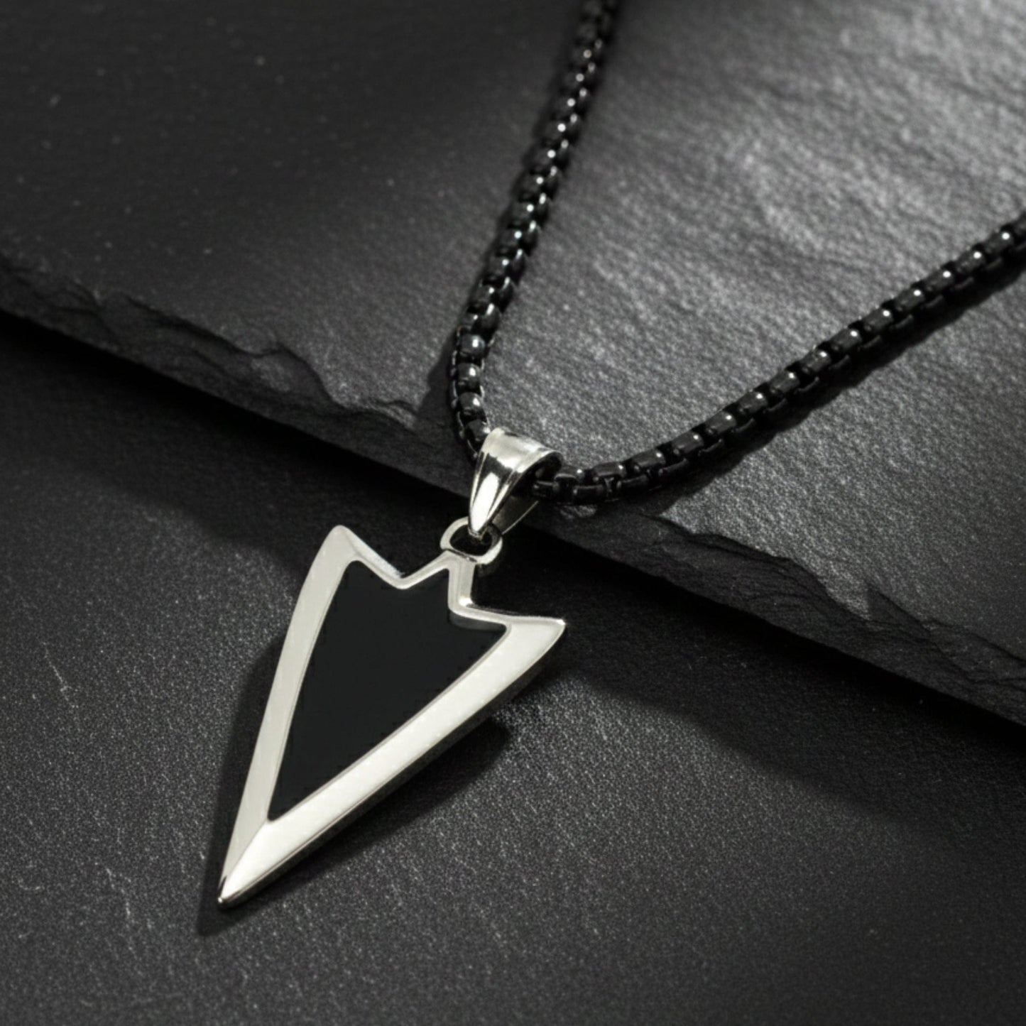 THE MEN THING SS Pendant/ Necklace ARROWHEAD - 28mm Pure Titanium Steel  Pendant with 24inch Round Box 5mm Chain for Men & Boys