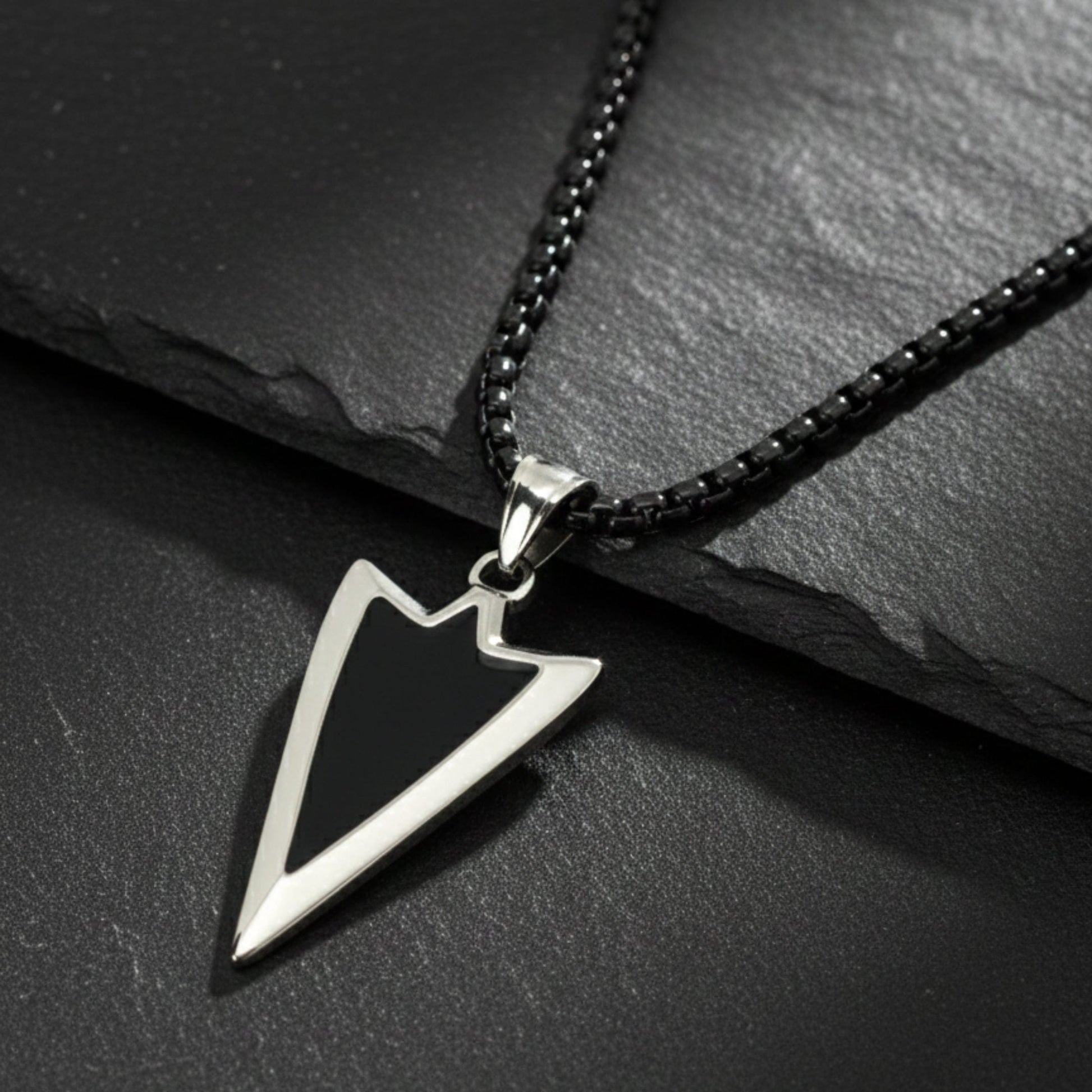 THE MEN THING SS Pendant/ Necklace ARROWHEAD - 28mm Pure Titanium Steel  Pendant with 24inch Round Box 5mm Chain for Men & Boys