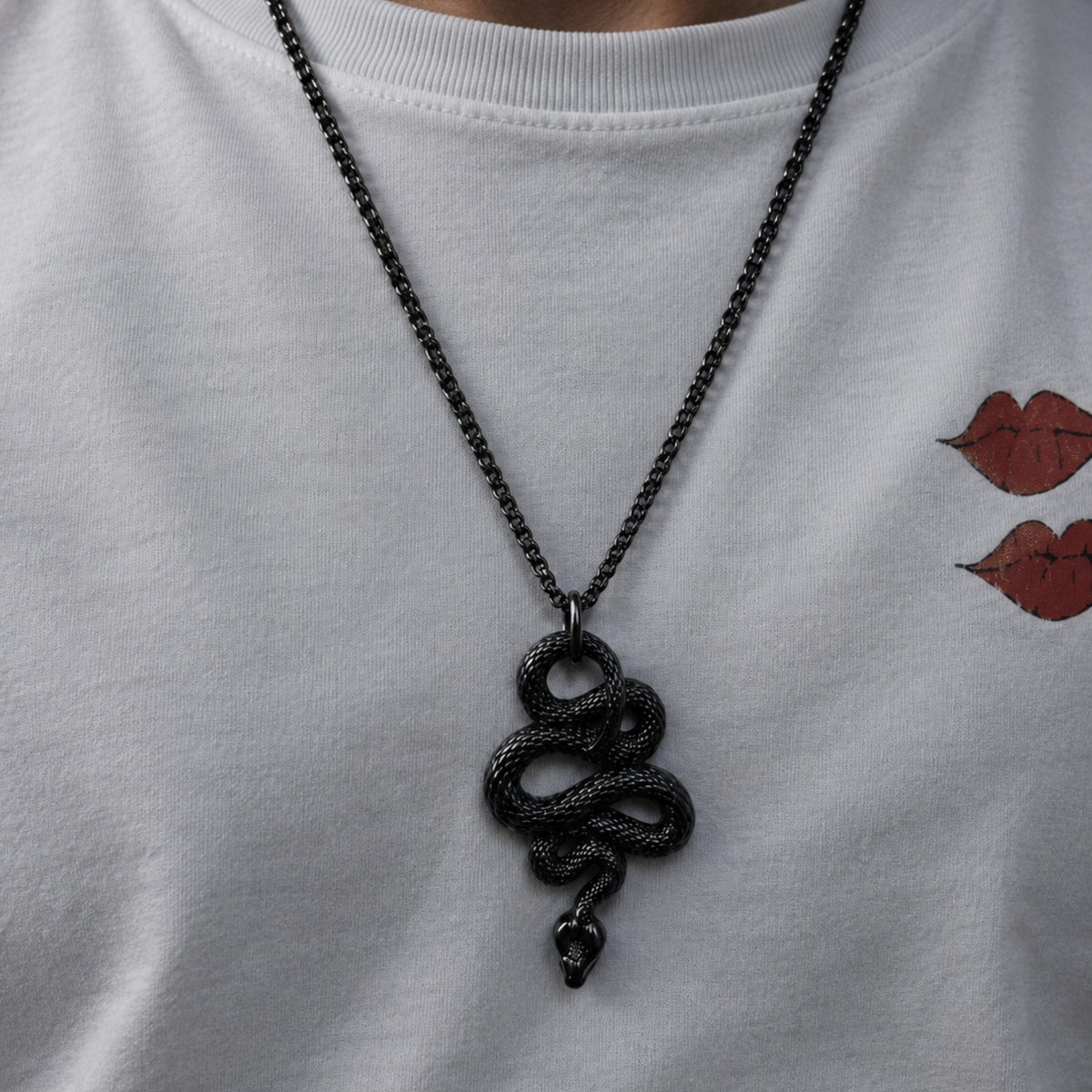 THE MEN THING SS Pendant/ Necklace BLACK GUARDIAN SNAKE - Pure Titanium Steel Pendant with 24inch Round Box Chain for Men & Boys
