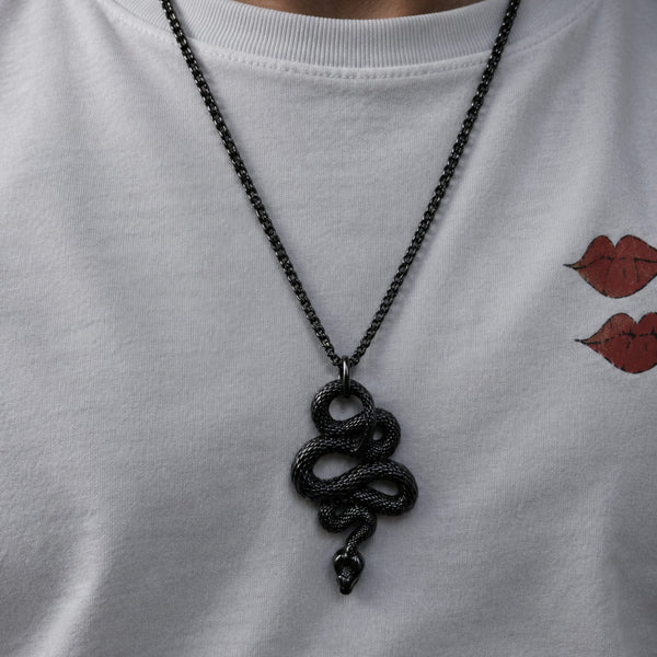 BLACK GUARDIAN SNAKE - Pure Titanium Steel Pendant with 24inch Round Box Chain for Men & Boys