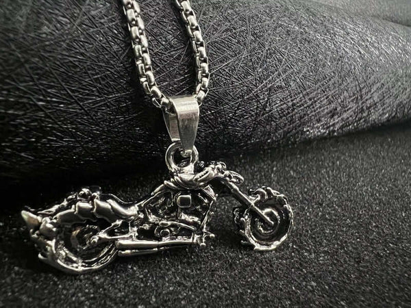 BLAZE-RIDER - Alloy  Motorcycle Pendant with Pure Stainless Steel 24inch Round Box Chain, European trending Style for Men & Boy