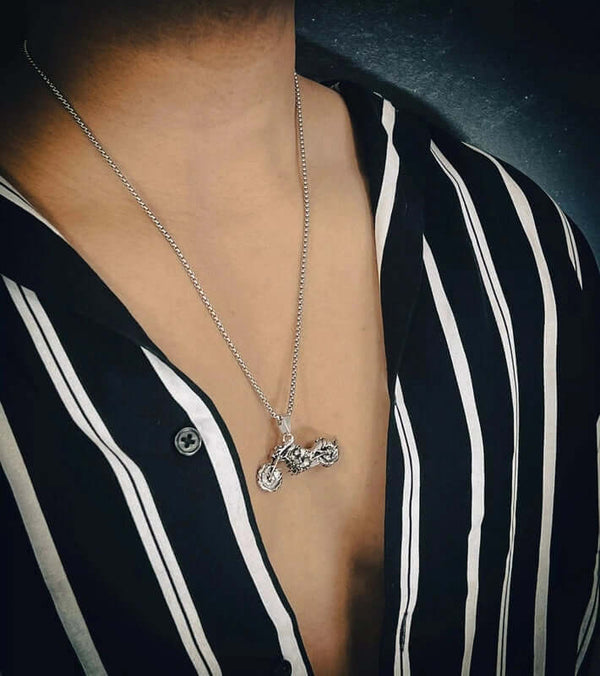 BLAZE-RIDER - Alloy  Motorcycle Pendant with Pure Stainless Steel 24inch Round Box Chain, European trending Style for Men & Boy