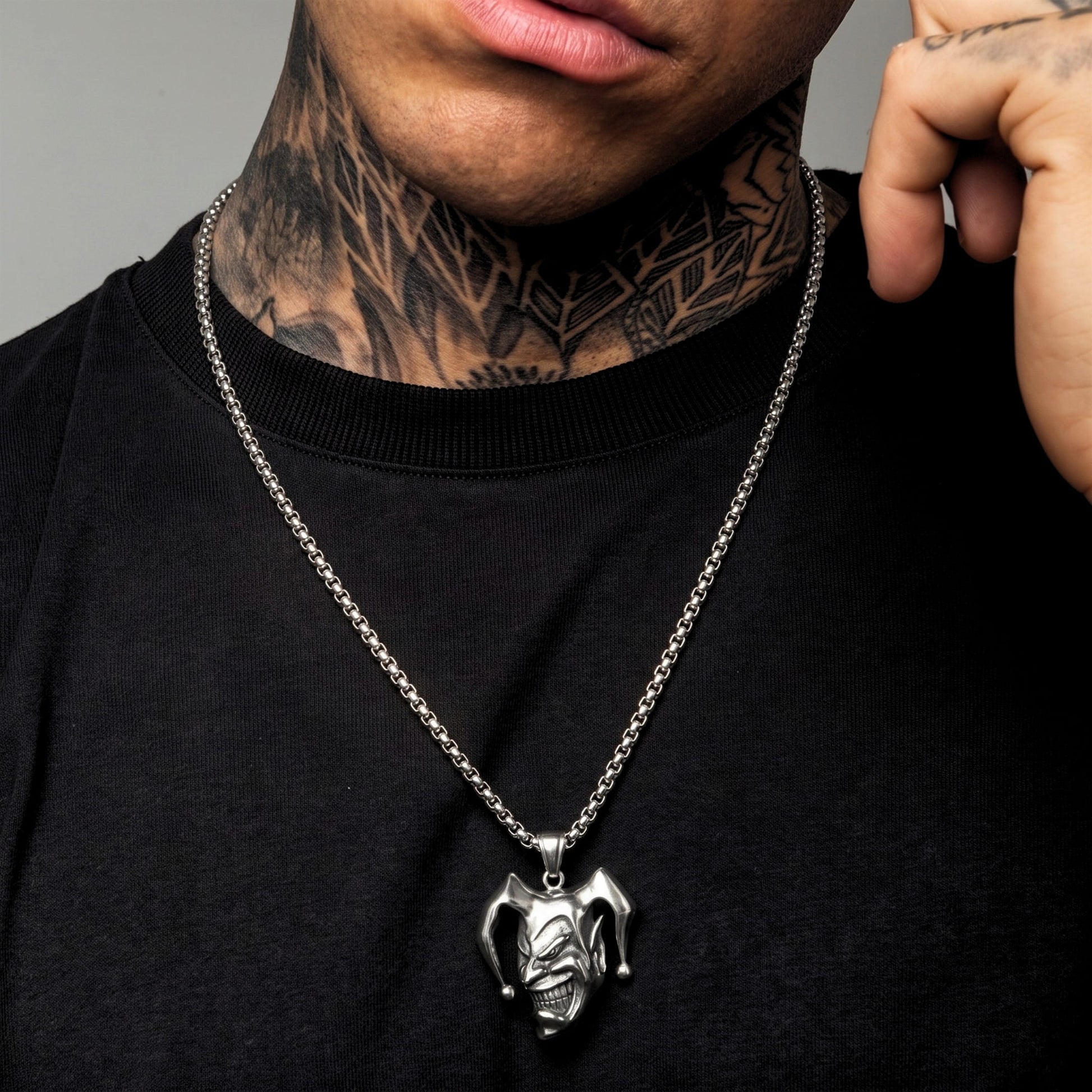 THE MEN THING SS Pendant/ Necklace CIRCUS - Alloy Pendant with Pure Stainless Steel 24inch Chain for Men, European trending Style - Round Box Chain for Men & Boy