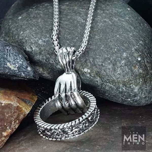 క్లా హ్యాండ్ - స్టెయిన్‌లెస్ స్టీల్‌తో అల్లాయ్ లాకెట్టు 24 అంగుళాల రౌండ్ బాక్స్ చైన్, పురుషులు & అబ్బాయిల కోసం యూరోపియన్ ట్రెండింగ్ స్టైల్